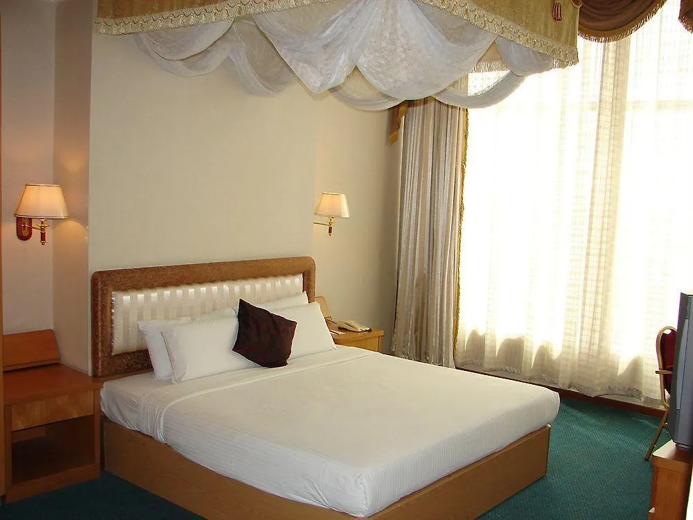 New York Hotel Johor Bahru 4*,